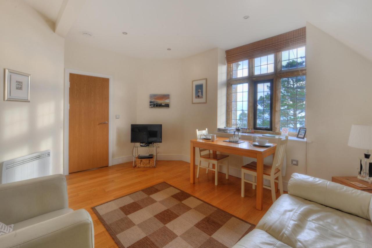 7 Coram Tower Apartamento Lyme Regis Exterior foto