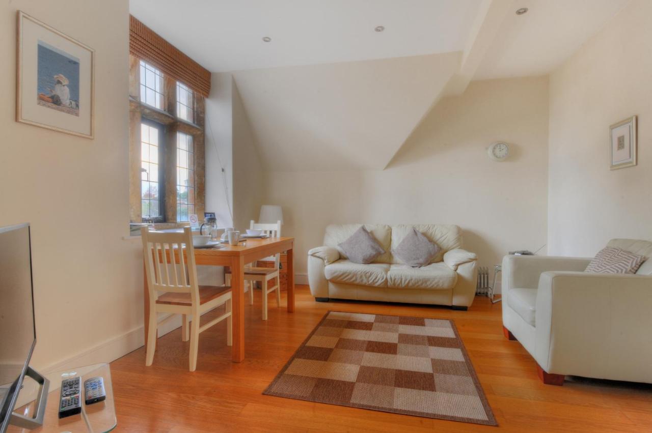 7 Coram Tower Apartamento Lyme Regis Exterior foto